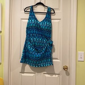 Coldwater Creek one piece sarong bathing suit with attached skirt size 22